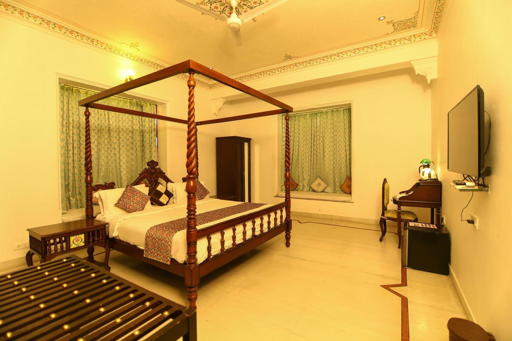 Boheda Palace 4*