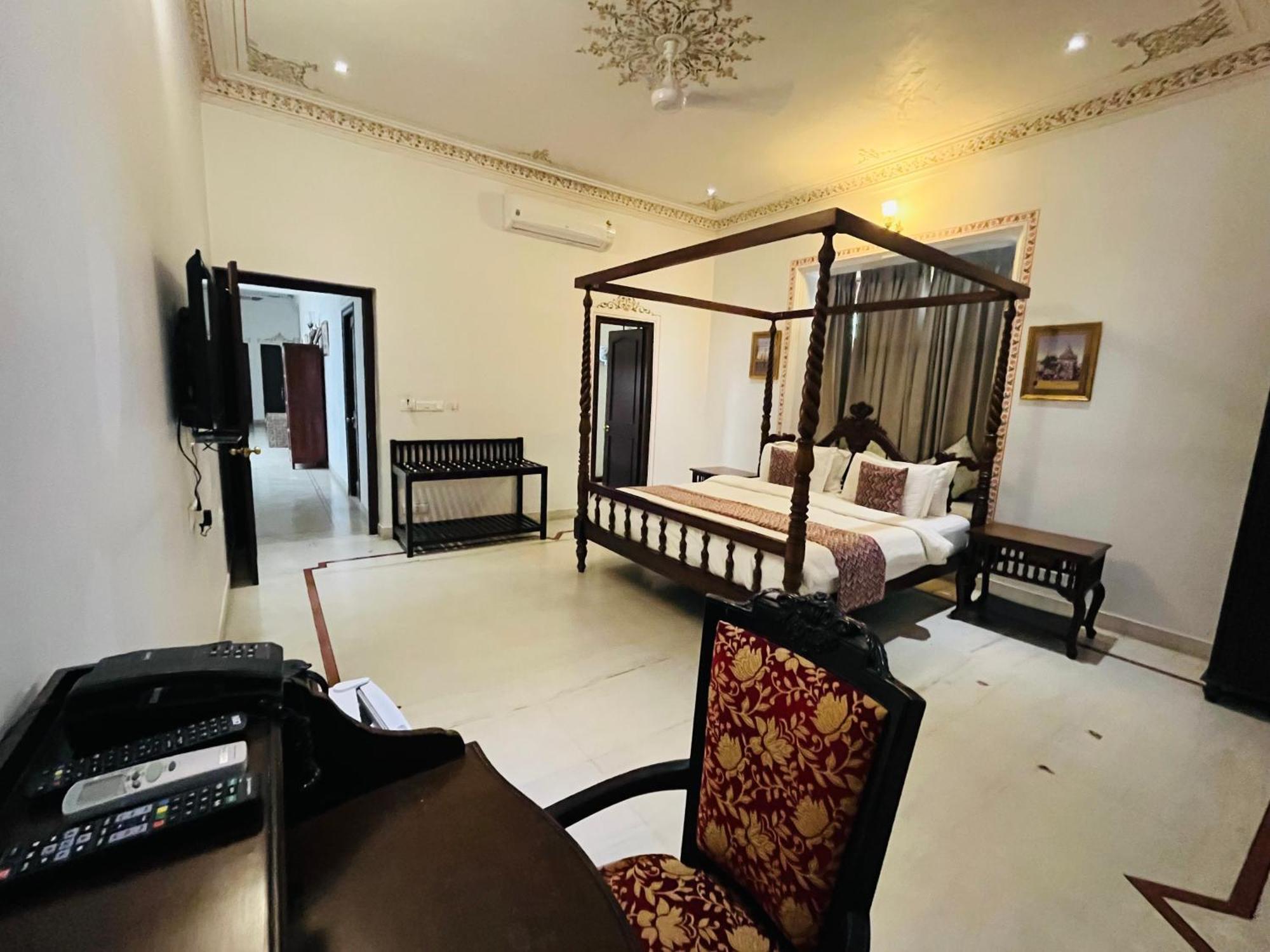 Boheda Palace Hotel 4*